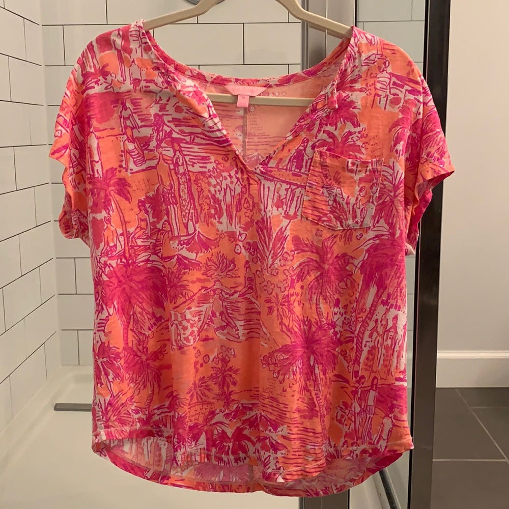 Lilly Pulitzer Top rare find!!